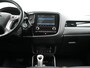 Mitsubishi Outlander 2.4 Pure Plug In Hybrid 225pk Dealer O.H. PHEV | Apple Carplay | Camera | Sportstoelen Verwarmd | Keyless | Cruise Control | DAB |