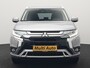 Mitsubishi Outlander 2.4 Pure Plug In Hybrid 225pk Dealer O.H. PHEV | Apple Carplay | Camera | Sportstoelen Verwarmd | Keyless | Cruise Control | DAB |
