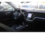 Volvo V60 B3 Momentum Business 163pk | Keyless | Adaptive | Climate | Navi | Carplay | LED | Trekhaak | Camera