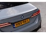 BMW 5-Serie 530e M Sport Edition | M-Sport | Adaptieve LED verlichting | Driving Assistant Professional | Harman/Kardon | Shadow Line | Comfort Pakket | Panoramadak | HUD | Stoelverwarming/Koeling |