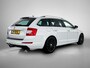 Skoda Octavia Combi 2.0 TDI 150PK Greentech Style Businessline / Navi / Cruise-ctr. / Park-assist / 18" Lmv / Trekhaak / Privacy glass / Canton audio / Apk juni-2026