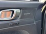 Volvo XC40 Recharge Ultimate 70 kWh | Adaptieve Cruise Control | BLIS Dodehoek Detectie | Schuif -/ Kanteldak | Nubuck Bekleding | Harman Kardon Audio | Getint Glas | All-Seasons | Elektr. Stoelen |