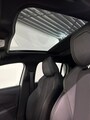 Peugeot 208 GT, 100PK, navigatie,Panodak,stoelverw,camera,17 inch,Led.