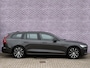 Volvo V60 2.0 T6 Plug-in hybrid AWD Plus Dark | 360° Camera | Stoel en stuurverwarming | Trekhaak | Adaptieve cruise control | Harman/Kardon audio | BLIS dodehoekdetectie |