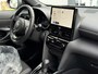 Toyota Yaris Cross 1.5 HYBRID 115 DYNAMIC APPLE/ANDROID STOEL/STUURVERWARMING NAVI AD-CRUISE PRIVACY-GLASS 17"LM-VELGEN