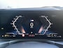 BMW 3-Serie 330e M Sport Edition / Fabrieksgarantie t/m 6-2028 / Elektrische Trekhaak (1500 KG) / Adaptieve Cruise Control / Stoel-/Stuurverwarming / Brooklyn Grau / Sportstoelen / Apple Carplay/Android auto / Schuif-/kanteldak /