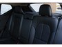 Volvo XC40 1.5 T4 Recharge R-Design | Panoramadak | Lederen bekleding | Adaptive cruise control | Achteruitrij camera | Premium audio by Harman Kardon | Verwarmbare voorstoelen | Verwarmbaar stuurwiel | Semi elek. trekhaak | Dealer onderhouden | Elektrische achterklep | Extra getint glas |