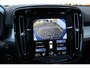 Volvo XC40 1.5 T4 Recharge R-Design | Panoramadak | Lederen bekleding | Adaptive cruise control | Achteruitrij camera | Premium audio by Harman Kardon | Verwarmbare voorstoelen | Verwarmbaar stuurwiel | Semi elek. trekhaak | Dealer onderhouden | Elektrische achterklep | Extra getint glas |