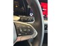 Volkswagen Golf 1.0 TSI * 19 INCH * NAVI * STOEL+STUURVERW. * CARPLAY