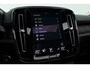 Volvo XC40 1.5 T4 Plug-in hybrid Ultimate Dark | Facelift | Pano-dak | H&K Audio | 20 inch | elek. stoelen | stoel + stuurverw. |