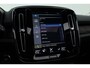 Volvo XC40 1.5 T4 Plug-in hybrid Ultimate Dark | Facelift | Pano-dak | H&K Audio | 20 inch | elek. stoelen | stoel + stuurverw. |