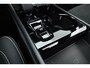 Volvo XC40 1.5 T4 Plug-in hybrid Ultimate Dark | Facelift | Pano-dak | H&K Audio | 20 inch | elek. stoelen | stoel + stuurverw. |