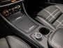 Mercedes-Benz GLA 200 Sport 157Pk Automaat (GROOT NAVI, LEDER, XENON, GETINT GLAS, SPORTSTOELEN, TREKHAAK, CRUISE, PARKEERSENSOREN, NIEUWE APK, NIEUWSTAAT)