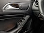 Mercedes-Benz GLA 200 Sport 157Pk Automaat (GROOT NAVI, LEDER, XENON, GETINT GLAS, SPORTSTOELEN, TREKHAAK, CRUISE, PARKEERSENSOREN, NIEUWE APK, NIEUWSTAAT)