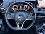 Nissan Juke 1.0 DIG-T N-Connecta Automaat / Fabrieksgarantie tot 03-2028 / 1.250 kg trekgewicht / Navigatie / Cold Pack / Stuur- en stoelverwarming / Apple Carplay Android / 17" LM wielen /