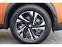 Peugeot e-2008 50KWH 136PK GT PACK AUTOMAAT / NAVI / LEDER / CLIMA / PDC / 17" LMV / CAMERA / TREKHAAK / KEYLESS / FULL-LED / FULL OPTIONS / 1E EIGENAAR / NIEUWSTAAT !!