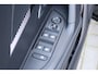 Peugeot 2008 1.2 HYBRID 136PK ALLURE AUTOMAAT / NAVI / LEDER / CLIMA / LED / PDC / 17" LMV / CRUISECONTROL / 1E EIGENAAR / NIEUWSTAAT !!
