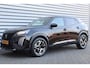 Peugeot 2008 1.2 HYBRID 136PK ALLURE AUTOMAAT / NAVI / LEDER / CLIMA / LED / PDC / 17" LMV / CRUISECONTROL / 1E EIGENAAR / NIEUWSTAAT !!