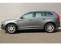 Volvo XC60 T5 Automaat FWD Summum | Elektrisch Glazen Panorama-Dak | Trekhaak Met Afneembare Kogel | Lichtmetalen Velgen 18" | Electronic Climate Controle | Voorstoelen Verwarmd | Park Assist Achter | Leder bekleding Offblack | Cruise Control | Bots Herkenning En Activatie | Autonomous Emergency Braking | Achterbank In Delen Neerklapbaar |