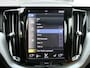 Volvo XC60 2.0 T8 Twin Engine AWD R-Design | Luchtvering | Bowers & Wilkens | Stoelventilatie | 360°-camera | Panoramadak | Head-up display | Nappa | Orrefors Sweden | Stoelverwarming V+A | Apple-/Android Carplay