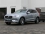 Volvo XC60 2.0 T8 Twin Engine AWD R-Design | Luchtvering | Bowers & Wilkens | Stoelventilatie | 360°-camera | Panoramadak | Head-up display | Nappa | Orrefors Sweden | Stoelverwarming V+A | Apple-/Android Carplay
