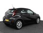 Toyota Aygo X 1.0 VVT-i MT Play | Apple Carplay/Android Auto | Airco | Parkeercamera | Adaptieve Cruise-Control |