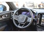 Volvo XC40 Extended Range 252PK Plus 82 kWh | ACC | Camera | Blis | 19"LMV | All seasons | Stoel-Stuurverwarming