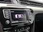 Volkswagen Passat 1.4 TSI GTE Connected Series(NL-auto, Navi, Trekhaak, PDC V+A, Climate Con, Etc)