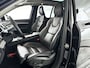 Volvo XC90 T8 Plug-in hybrid AWD Ultra Dark | Panoramadak | 360° camera | Head-up Display | Bowers & Wilkins | Luchtvering | Stoelventlatie | Massage | Trekhaak