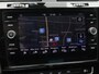 Volkswagen Golf 1.6 TDi Highline 115 Pk Automaat | Adaptive Cruise | Digitaal Dashboard | CarPlay | Navigatiesysteem | Trekhaak | Parkeersensoren | 16 Inch