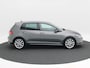 Volkswagen Golf 1.6 TDi Highline 115 Pk Automaat | Adaptive Cruise | Digitaal Dashboard | CarPlay | Navigatiesysteem | Trekhaak | Parkeersensoren |16 Inch