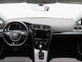 Volkswagen Golf 1.6 TDi Highline 115 Pk Automaat | Adaptive Cruise | Digitaal Dashboard | CarPlay | Navigatiesysteem | Trekhaak | Parkeersensoren |16 Inch
