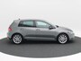Volkswagen Golf 1.6 TDi Highline 115 Pk Automaat | Adaptive Cruise | Digitaal Dashboard | CarPlay | Navigatiesysteem | Trekhaak | Parkeersensoren | 16 Inch