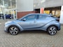 Toyota C-HR 1.8 HYBRID DYNAMIC NL-AUTO 1E-EIG BLIND SPOT KEYLESS PARK-SENSOREN NAVI APPLE/ANDROID 18'' LM-VELGEN CAMERA AD-CRUISE CLIMA