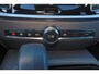 Volvo V60 T6 Recharge AWD Plus Dark - IntelliSafe Assist & Surround - 360º Camera - Harman/Kardon audio - Adaptieve LED koplampen - Verwarmde voorstoelen, stuur & achterbank - Parkeersensoren voor & achter - Elektr. bedienb. voorstoelen met geheugen - Extra getint glas - Elektr. inklapbare trekhaak - 18' LMV