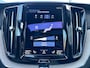 Volvo XC60 340PK Recharge T6 AWD Inscription | SCHUIF/KANTEL DAK| STOEL-, STUUR- EN ACHTERBANK VERWARMING| HARMAN/KARDON| NAVIGATIE| 360-GRADEN CAMERA| ADAPTIEVE CRUISE|