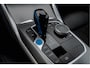 BMW i4 eDrive40 84 kWh M-Sport/ Sportstoelen/ Elek. trekhaak/ Camera/ Sfeerverlichting/ Elek. achterklep/ Carplay