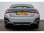 BMW i4 eDrive40 84 kWh M-Sport/ Sportstoelen/ Elek. trekhaak/ Camera/ Sfeerverlichting/ Elek. achterklep/ Carplay