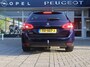 Peugeot 308 SW Allure PureTech 130PK EAT8 automaat, Rijklaarprijs, Navigatie Lederen bekleding Trekhaak Denon Panoramadak Full LED verlichting