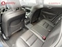 Volvo V60 2.0 T6 Twin Engine AWD Momentum Pro Hybride Elektrische Stoelen | Apple CarPlay | BLIS | Leer | Stoelverwarming