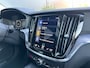 Volvo V60 2.0 B3 Business Pro | Trekhaak | BLIS | Pilot Assist | Stoel & stuurverwarming | Verwarmde voorruit|