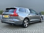 Volvo V60 2.0 B3 Business Pro | Trekhaak | BLIS | Pilot Assist | Stoel & stuurverwarming | Verwarmde voorruit|