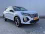 Peugeot 2008 1.2 PureTech 130PK GT Automaat | Alcantara Interieur | Elektrisch Verstelbare Stoel | Stoelverwarming | Camera Voor en Achter | Apple Carplay / Android Auto | | Cruise control | Dodehoekdetectie met correctie | Full-LED koplampen