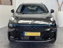 Lynk & Co 01 1.5 MY 2023, ZWARTE HEMEL, 6,6kW 100 STUKS OP VOORRAAD ! VOL OPTIES ! 360 CAMERA ADAPTIVE CRUISE CONTROL PANORAMA SCHUIF/KANTELDAK APPLE CARPLAY/ANDROID RIJSTROOKSENSOREN ZEER MOOI !! Brgl