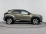 Toyota Yaris Cross 1.5 Hybrid Dynamic Limited | Stoelverwarming | Stuurverwarming | 17'' Lichtmetalen Velgen | Parkeersensoren | Metaallak | Apple Carplay/Android Auto |