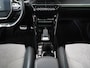 Peugeot e-2008 EV GT Pack 50 kWh 3 Fase | SOH 90% | Panoramadak | Trekhaak | Stoelverwarming | Camera | Zondag Open!