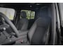 Land Rover Defender 110 P300e 110 X-Dynamic SE | URBAN | ADAPTIVE CRUISE | 360 CAMERA | PANORAMADAK | VOORRUITVERWARMING | MERIDIAN | ELEKTRISCHE STOELEN | STUURVERWARMING |