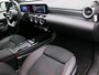 Mercedes-Benz A-klasse 250 e Star Edition Panoramadak / Keyless / Memory Seats / Nightpakket / Parkeercamera / 19'' multispaak