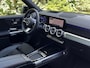 Mercedes-Benz EQB 250+ Business Solution AMG | Panoramadak | Night Pakket | Burmester Surround Sound | 360° Camera | Head-up Display | Dodehoekassistent | Elektrisch Verstelbare Stoelen + Memory | Stoelverwarming | Sfeerverlichting | Apple CarPlay | Android Auto