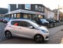 Peugeot 108 1.0 e-VTi Allure 73 Pk. 5-Deurs Climate Control * Begrenzer * L.M. Velgen * Telefoonkoppeling * USB * Mistlampen * Donkere ruiten Achterportieren * Vingerhoets; Vierde Generatie Eersteklas Service ! Al meer dan 100 jaar een begrip in de Brabantse Kempen.